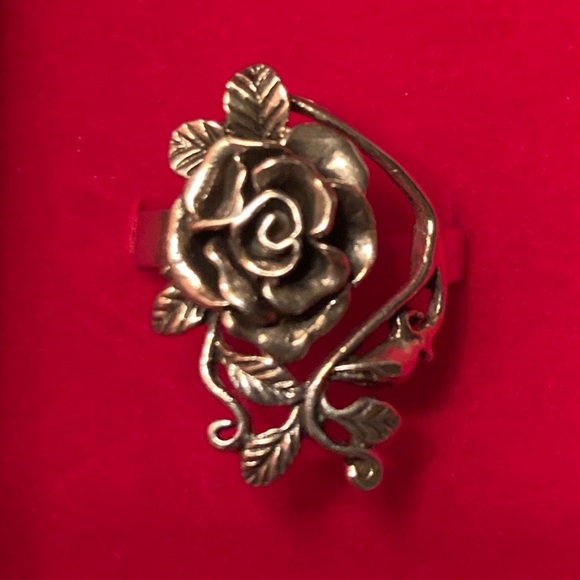 EUC 925 Delicate Cut Rose Ring Size 9.5 - Picture 2 of 8